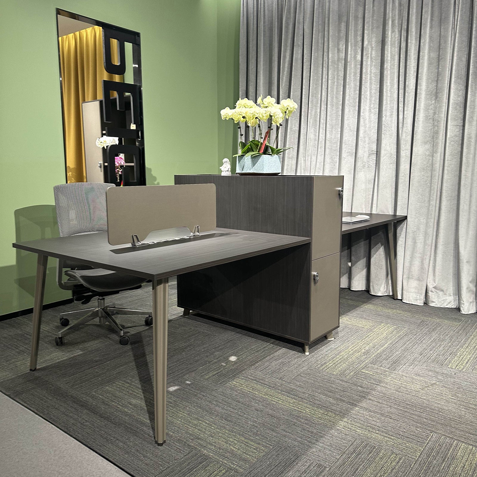 Lockspine Four-Place Workstation with Combination-Lock Cabinets