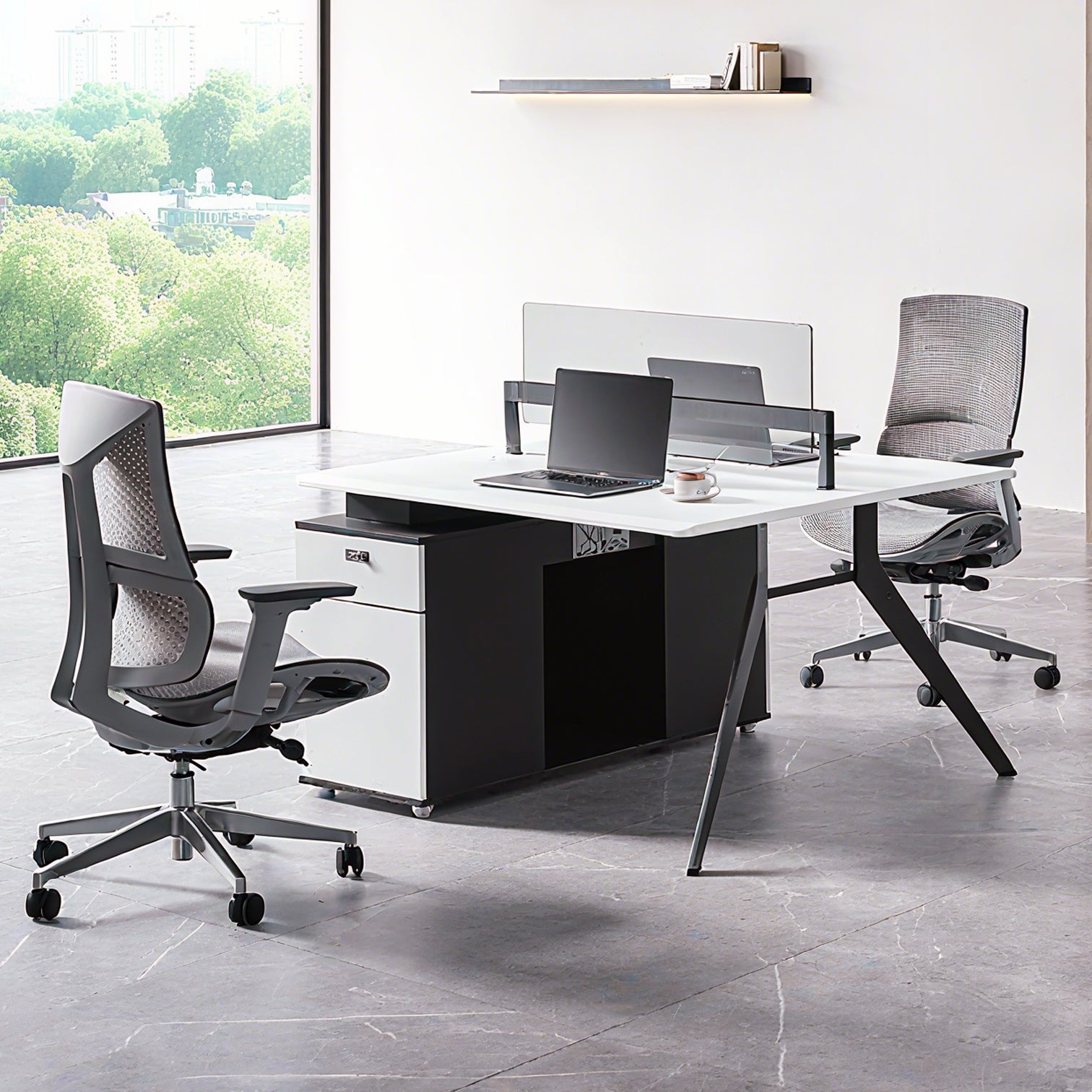 Glasstrack Shared Workstation